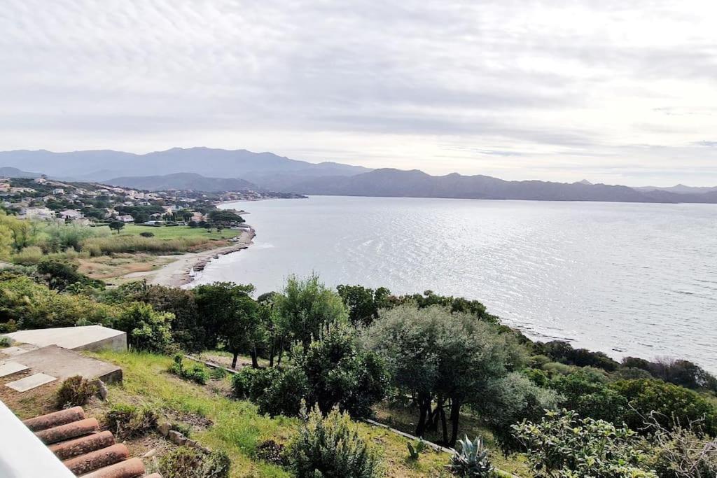 Appartement Sur La Baie De Saint Florent Patrimonio Extérieur photo